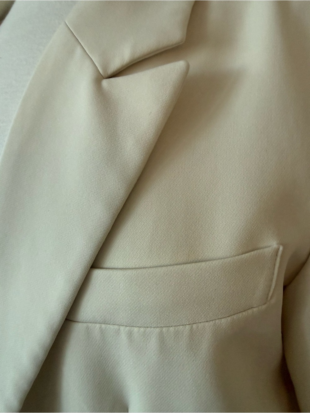 DKNY Peak Lapel Blazer - Picture 10 of 14
